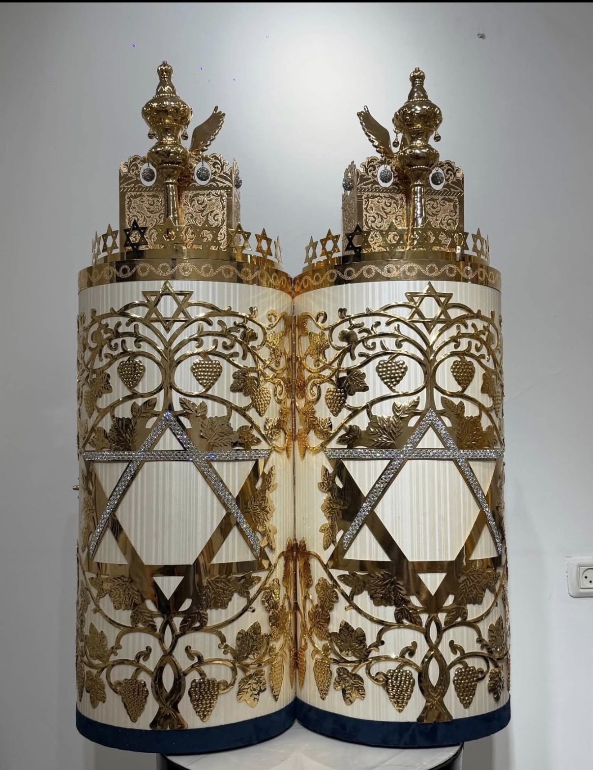תיק לספר תורה — דגם 8